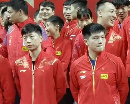 伊人久久大香线蕉综合热线